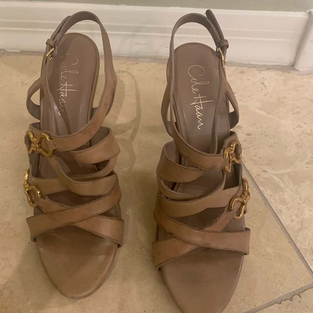Cole Haan 4” taupe heels with 1/2” platform